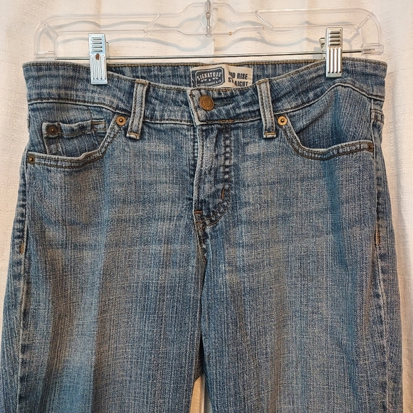 Levi's Signature Mid Rise Straight Cut Jeans Size 8M - Picture 3 of 7